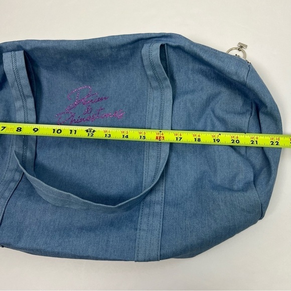 Carrie Underwood from VIP Tour  “Denim & Rhinestones” Blue Duffle Bag 22.5”x14” - Picture 7 of 8